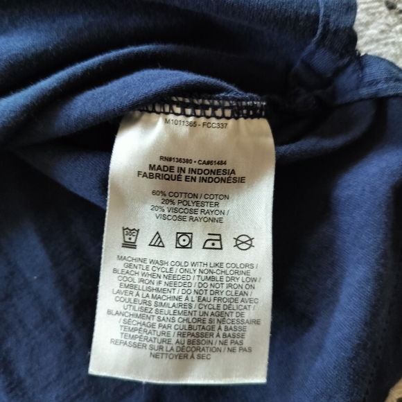 NFL/Nike Seattle Seahawks Long Sleeve Tshirt Navy/Gray Size M Team Pride Sporty - Picture 4 of 8